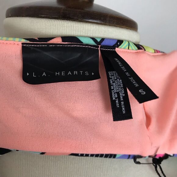 L.A. Hearts Bikini Top Lace Up Tribal Padded Swimwear - Picture 8 of 8